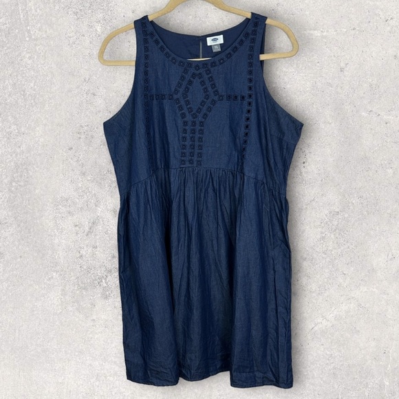 Old Navy Dark Blue Wash Chambray Cutout Dress Size XXL Denim Zipper Shift Boho - Picture 2 of 15